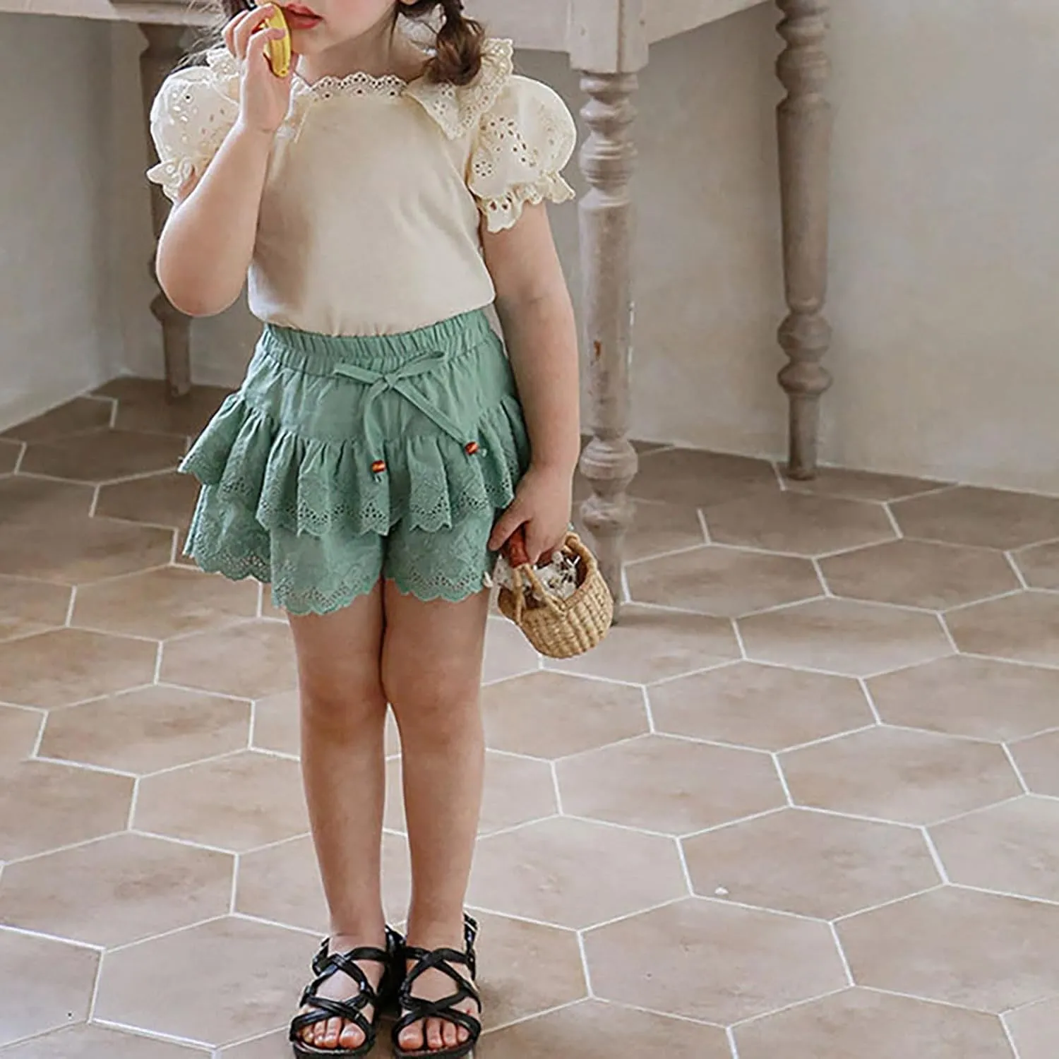 Girl's Wide Leg Floral Pattern Shorts Summer Cute Layered Lace Ruffle Outdoor Skirt Kids High Waisted Girl Pants