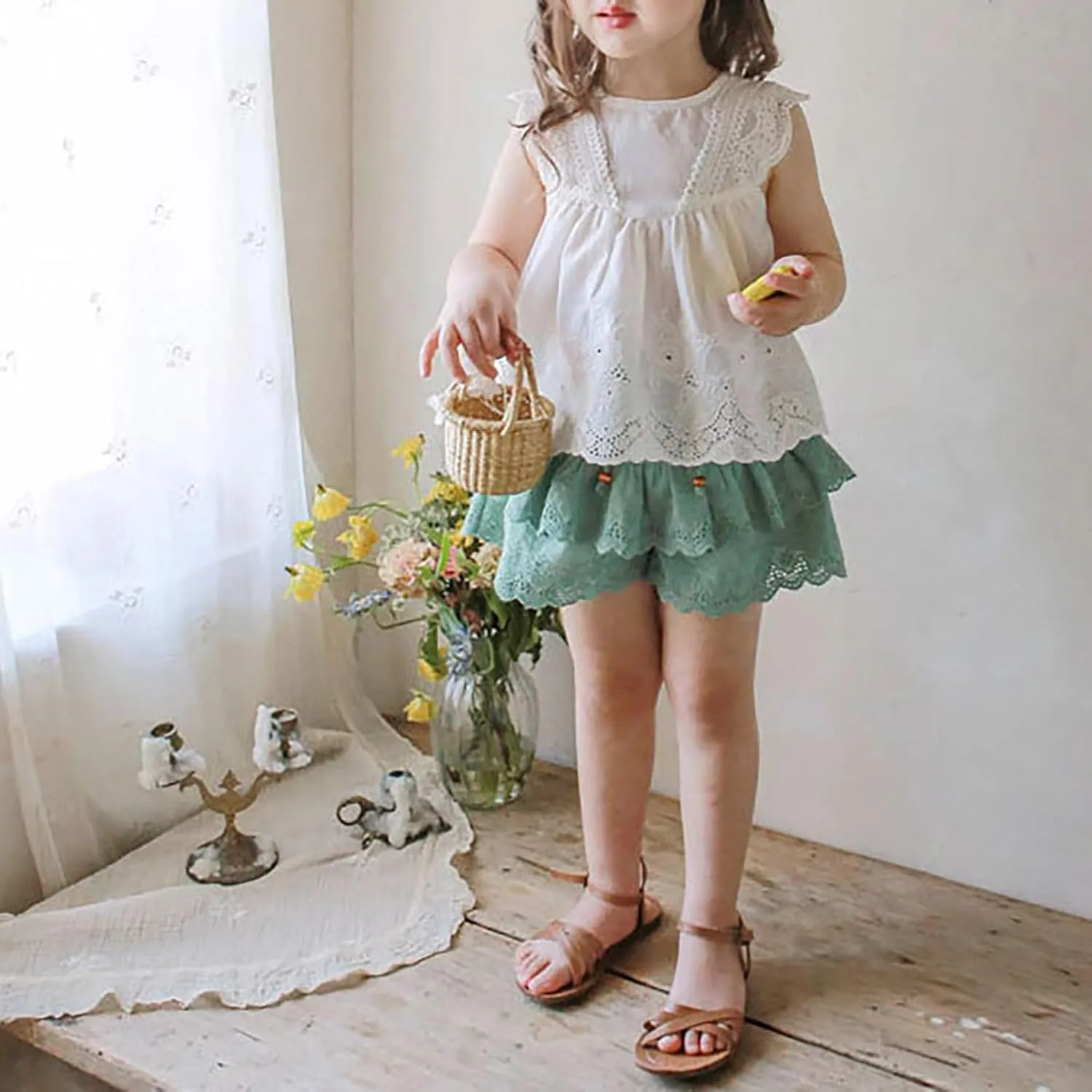 Girl's Wide Leg Floral Pattern Shorts Summer Cute Layered Lace Ruffle Outdoor Skirt Kids High Waisted Girl Pants